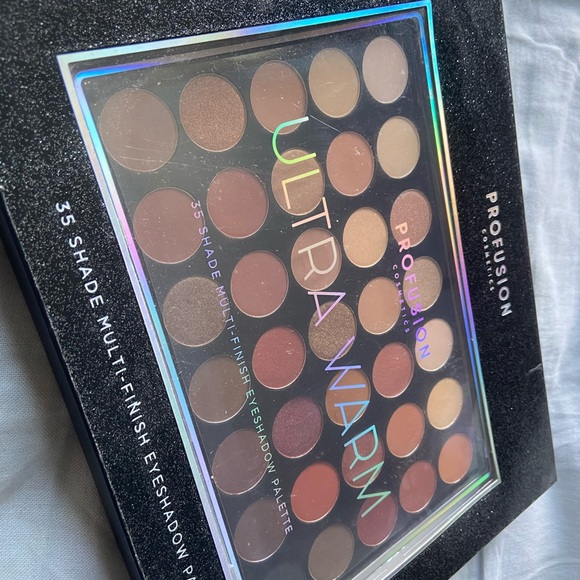 Makeup - Picture 11 of 12